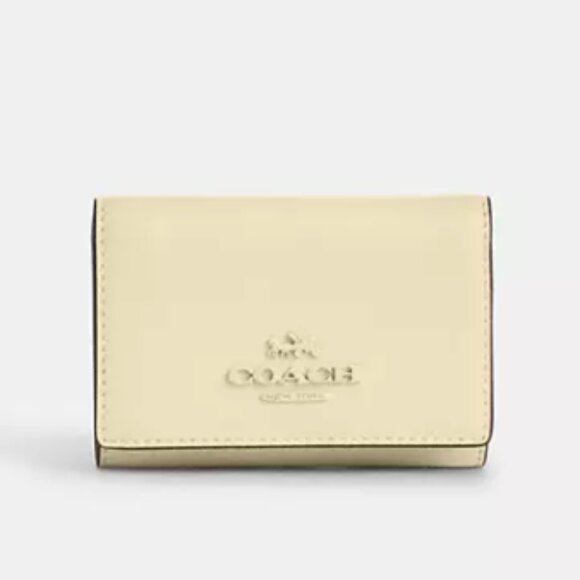 Coach Micro Wallet NWT - Picture 1 of 3
